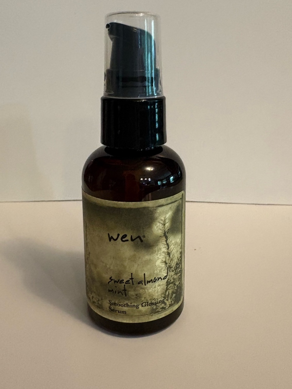 Wen Smoothing Glossing Serum- 2 oz bottle